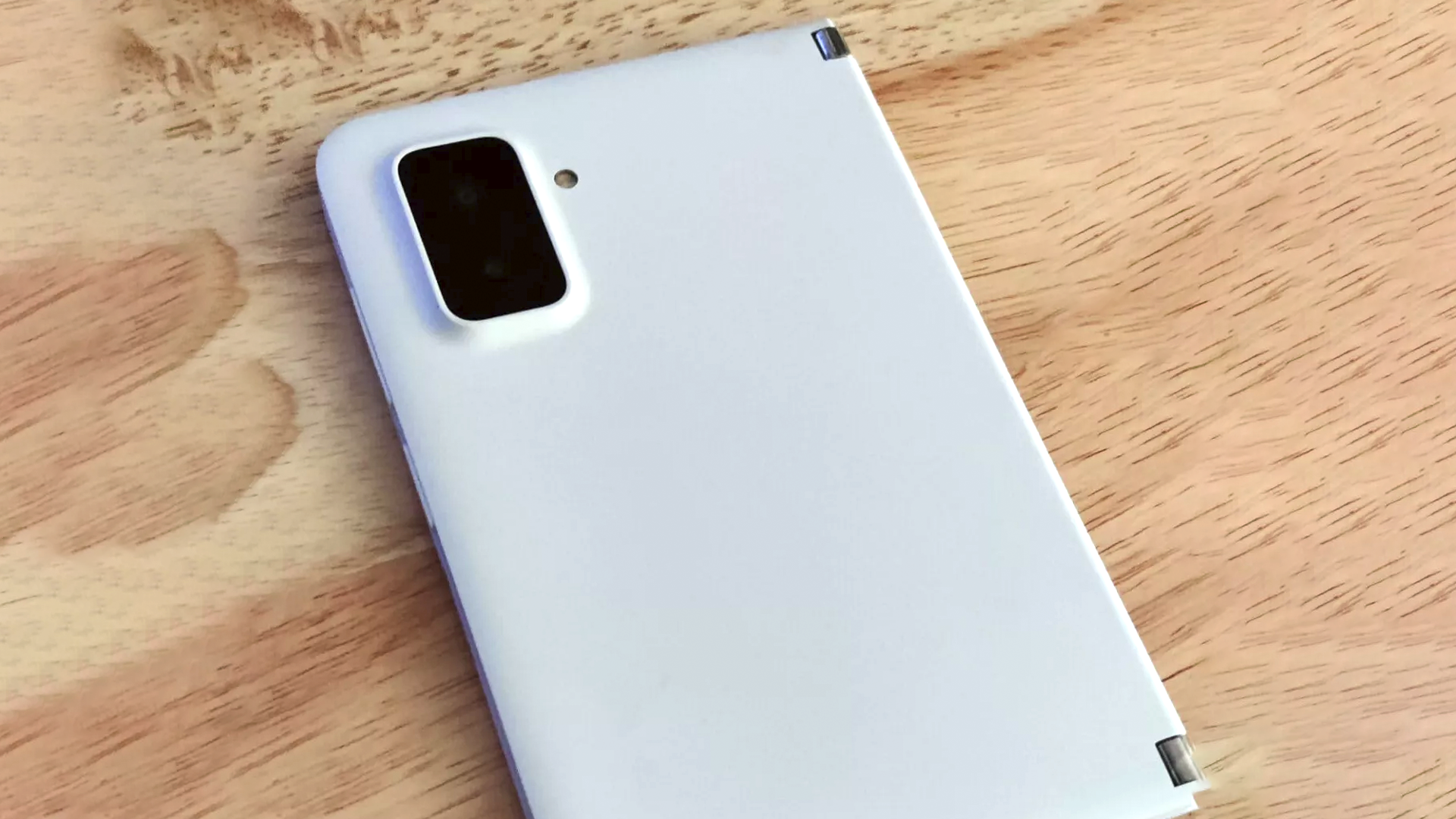 You’ll Never Own This Plastic Surface Duo Prototype – Review Geek