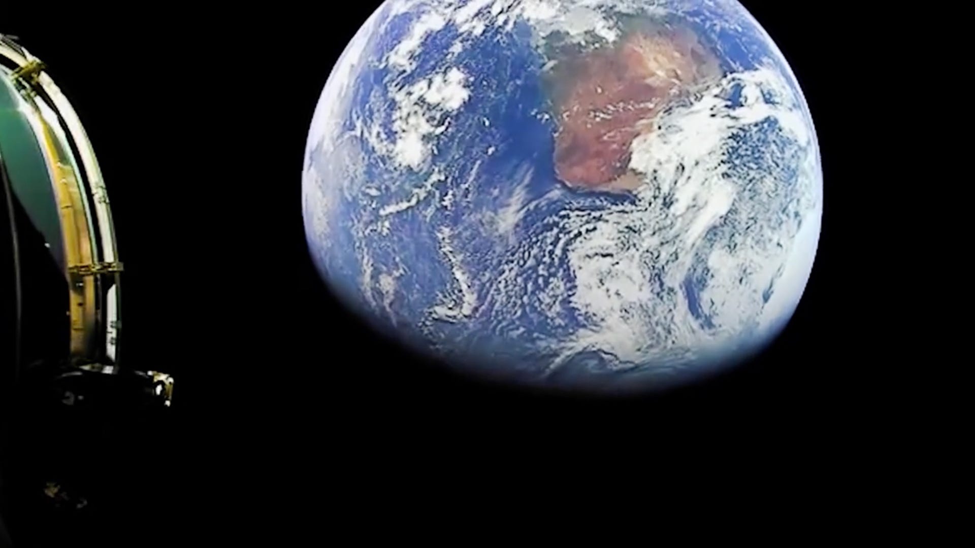 SpaceX Rocket Captures a Stunning Timelapse of Earth – Review Geek