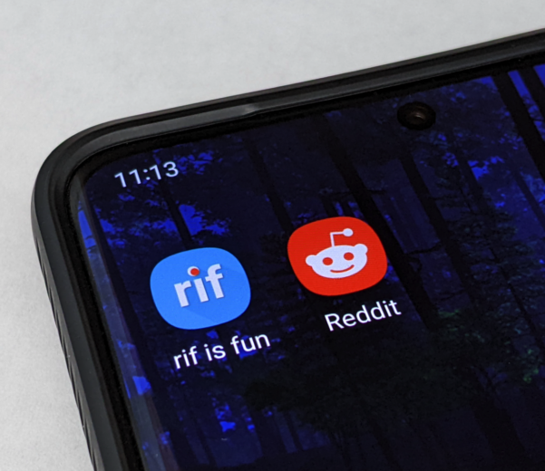 Your Favorite Reddit App Could Get Costly – Review Geek